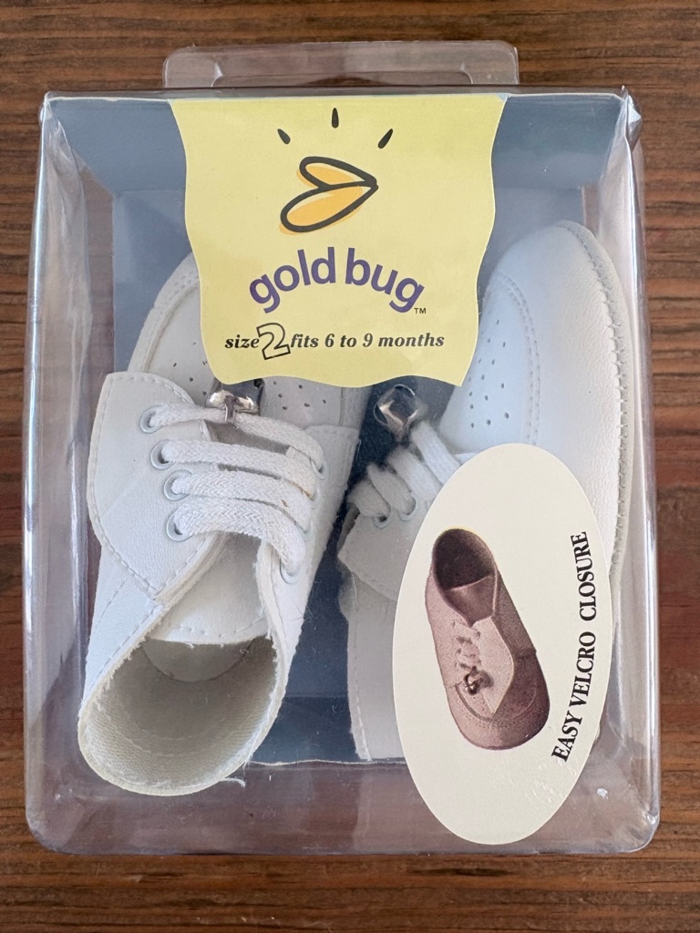 NWT Gold Bug Goldbug White Infant Baby Shoes With Bells Size 2 6-9 Month Velcro